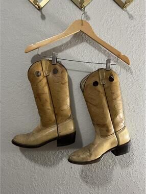 Vintage Acme Dingo Punchy Buckaroo Boots